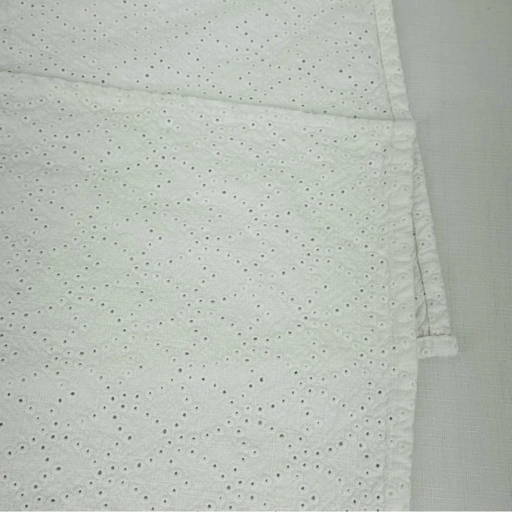 Unbranded White Eyelet Table Runner 13 x 66”
